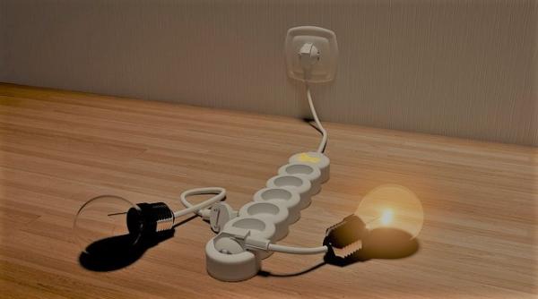 Furnizorul de curent. Bine de ȘTIUT despre OFERTELE acestei companii