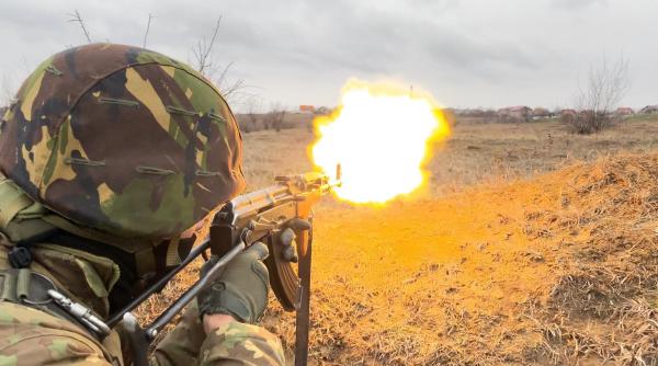 Orban vrea să resusciteze industria de armament