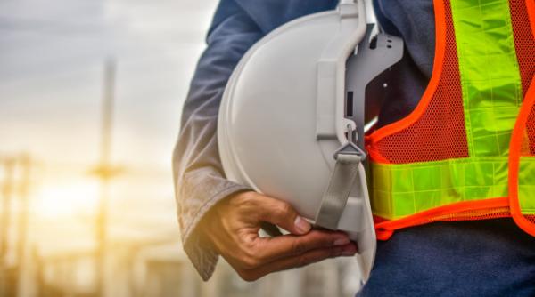 Economia României, evaluată la Bruxelles. Comisia estimează o creștere de 5,1% în 2021