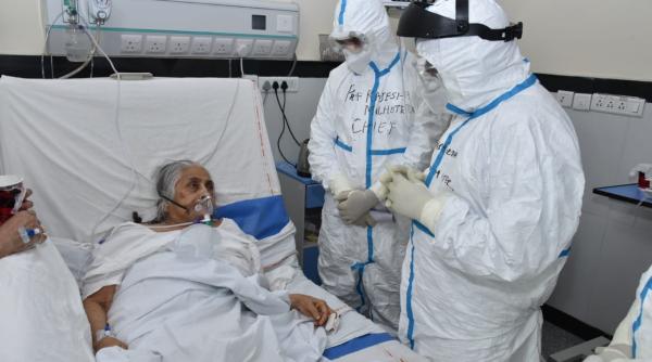 UE cere într-un târziu limitarea călătoriilor în India