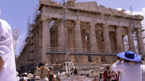 Planul Greciei pentru turism. Suma promisă de guvern