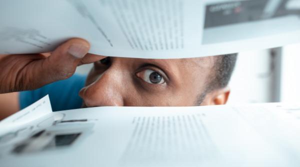 Spionajul german, la taifas cu tinerii. Este o nouă strategie