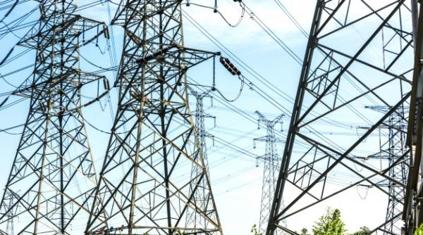 Transelectrica. Ce investiţii s-au făcut în infrastructura de energie