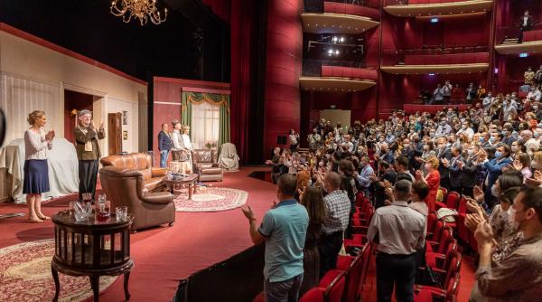 Ministrul Culturii: Să fie înlocuită norma de distanţare de 2 metri pătraţi