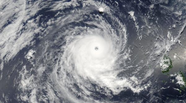 Pe lângă COVID-19 ciclonul Yaas LOVEȘTE India