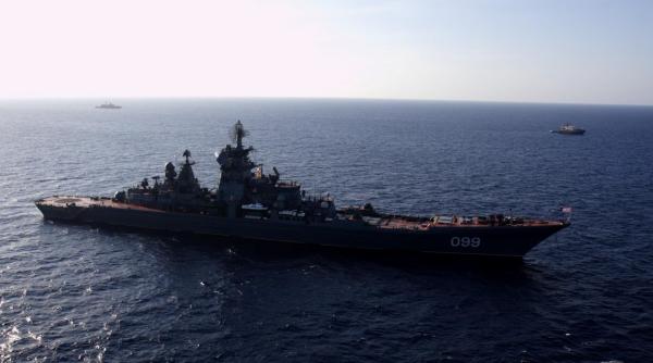 Rusia a trimis 50 nave de RĂZBOI spre SUA