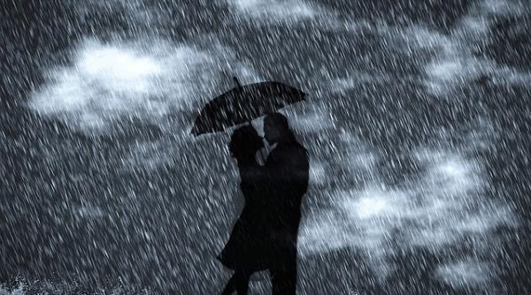 Avertizare ANM. Aria ploilor se EXTINDE. Află de când 