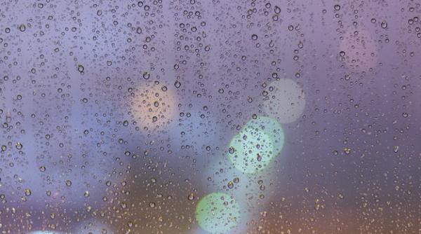 Ciclonul a lovit deja primele localități din România! Zonele care vor fi afectate orele următoare