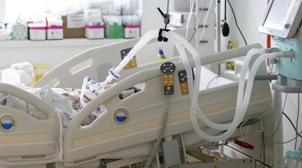 COPLATA. CNAS plafonează numărul de paturi alocate spitalelor private