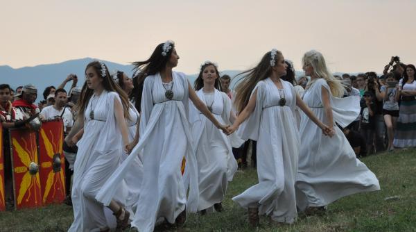 Sânzienele sau Drăgaica: Noaptea în care „se deschid porţile cerului”