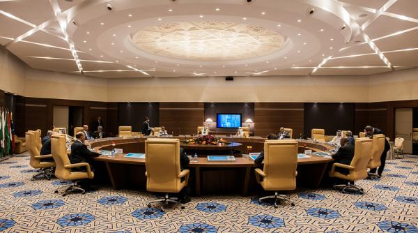 Nori negri pe piața petrolului. Criza din OPEC+ se adâncește