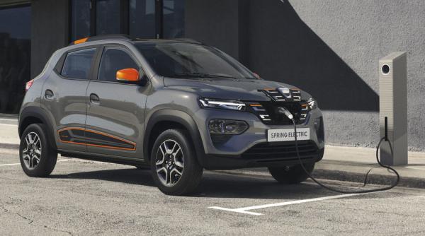 Vânzările Dacia în Marea Britanie au scăzut aproape la jumătate în iunie