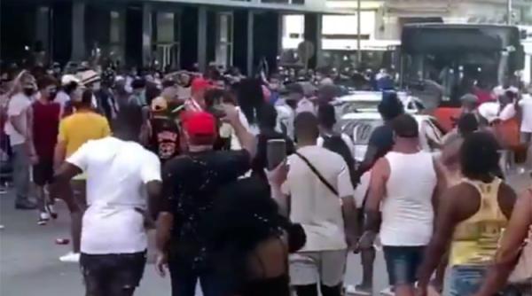 Proteste ISTORICE în CUBA. Peste 100 de oameni, arestați VIDEO
