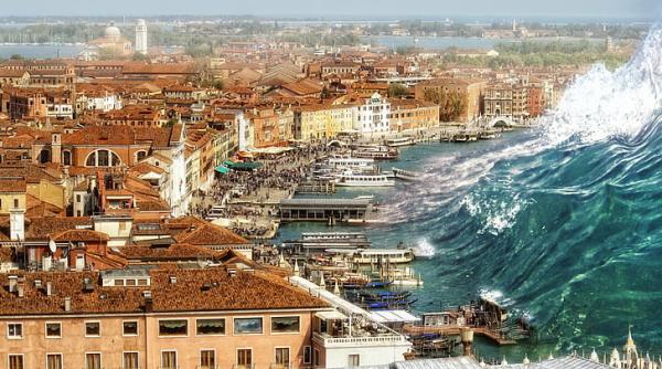 FENOMENUL LUNAR care va provoca INUNDAȚII RECORD