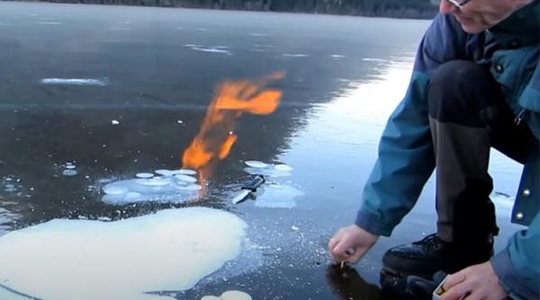 De ce unele lacuri înghețate se pot aprinde VIDEO