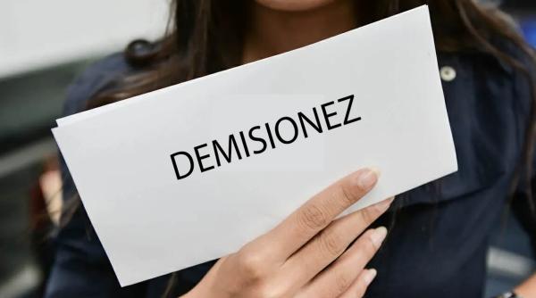 Îngrijorare. Demisii în masă, mișcare de amploare pe rețelele sociale