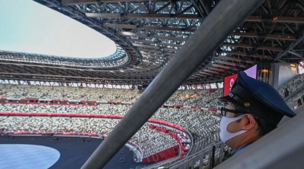 JO 2021. Delegația României a defilat la ceremonia de deschidere