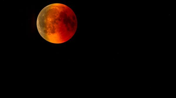 Luna Plină din iulie 2021. Ce culoare va avea în această NOAPTE