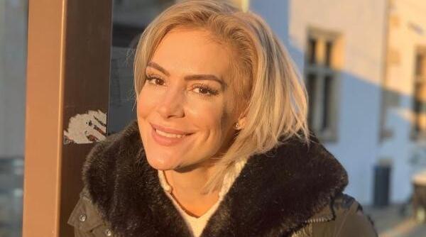 Ce avere are Roxana Ciuhulescu. Acum lucrează la GUVERN