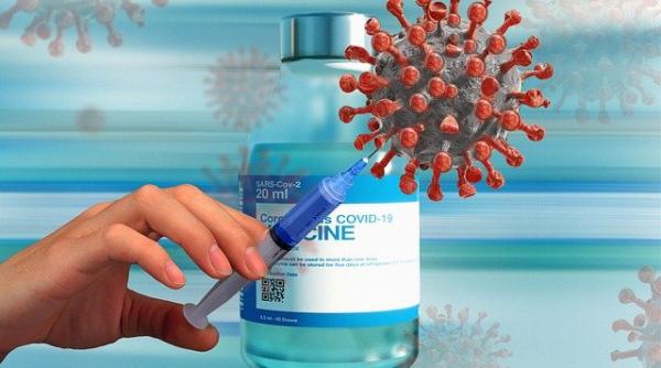 Simptomele care ar trebui să îngrijoreze persoanele care s-au vaccinat deja