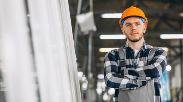 Bani în plus dacă nu ai liber în weekend. Care este procentul care se adaugă