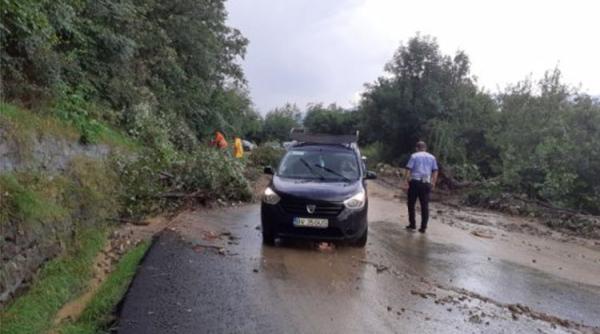 Furtuna din județul Brașov a lăsat dezastru. Urmează COD PORTOCALIU de inundații VIDEO