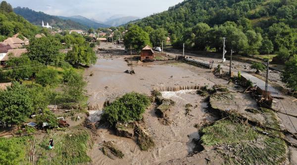 Inundații. Cod Portocaliu în două județe din nordul Moldovei