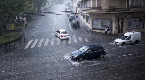 Încă trei județe întră sub COD PORTOCALIU de vreme rea