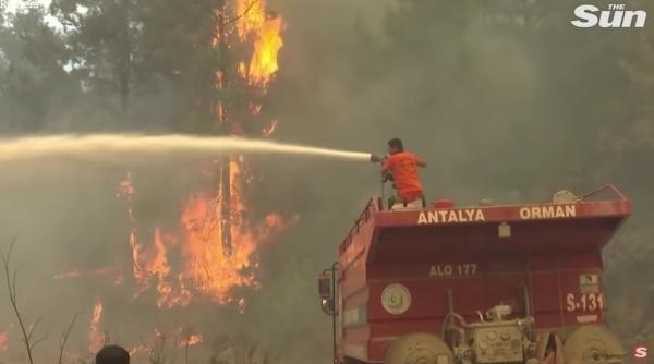 Sudul Europei, sub ASEDIU CLIMATIC. Turcia, Italia și Grecia, lovite de fenomene EXTREME