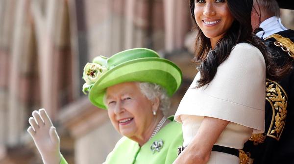 Surpriză de PROPORȚII. Regina a felicitat-o pe Meghan Markle