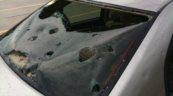 Vin VIJELIILE și GRINDINA. Cum vă protejați mașinile