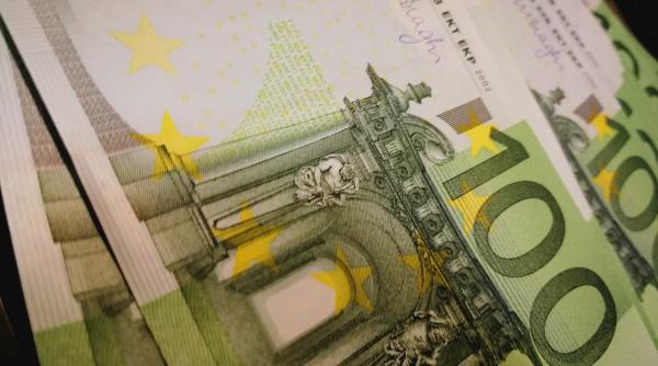 Trafic online cu certificate COVID false. Prețul cerut pleca de la 150 de euro