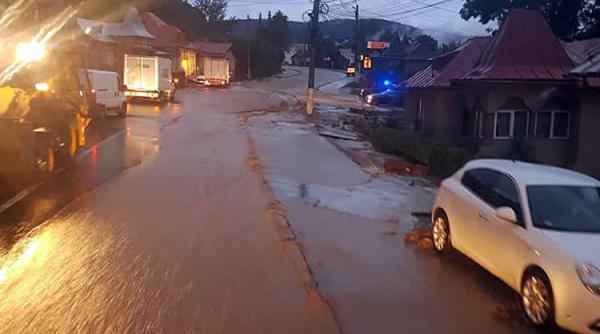 AVERTIZARE Cod galben de inunații în 11 județe