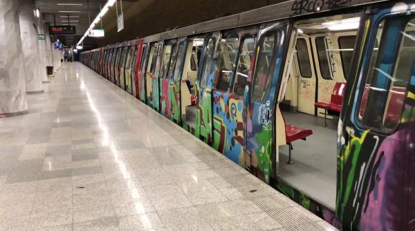 Probleme la Metrou. Se circula dificil