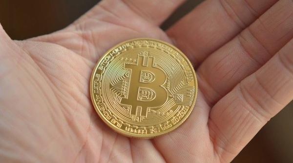 Bitcoin, o soluție pentru Afganistan? Ce răspund experții