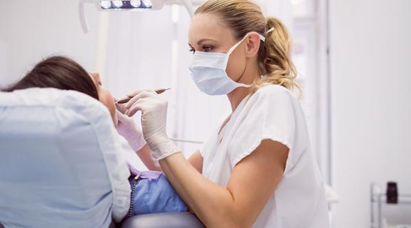 Care sunt salariile stomatologilor în România