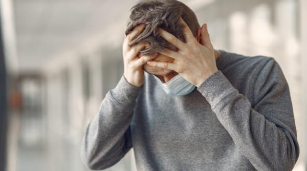 Analist. Cauzele DEPRECIERII LEULUI. Când va fi depășită bariera de 5 lei