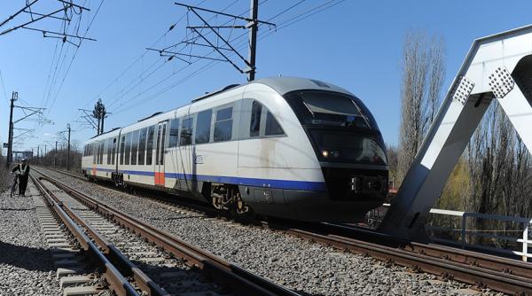 CFR. Plata biletului direct în tren, CONTACTLES, devine realitate. Cum funcționează