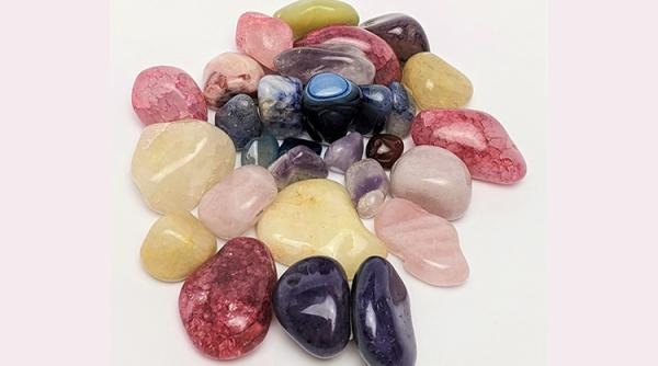 Cristalul perfect pentru fiecare zodie. Cum te ajută