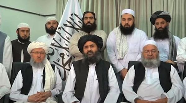 Talibanii schimbă tonul: Afganii nu mai au voie să plece din țară