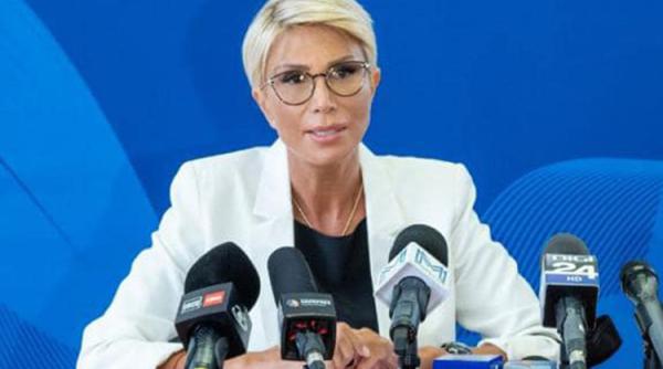 Raluca Turcan face ravagii pe TikTok. Cum s-ar descurca cu 1000 de lei pensie