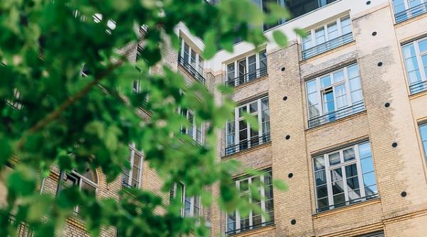 Viața la bloc. Penalități. Condiții pentru asociația de proprietari 