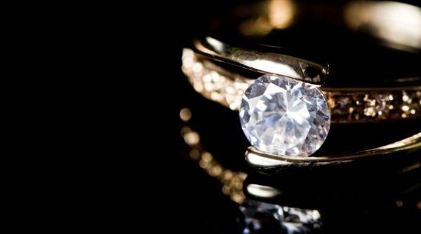 Pandora mizează pe Generaţia Z pentru a-şi creşte vânzările