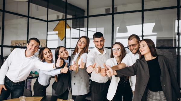 Piața muncii cere cu 47% mai mulți candidați cu studii superioare