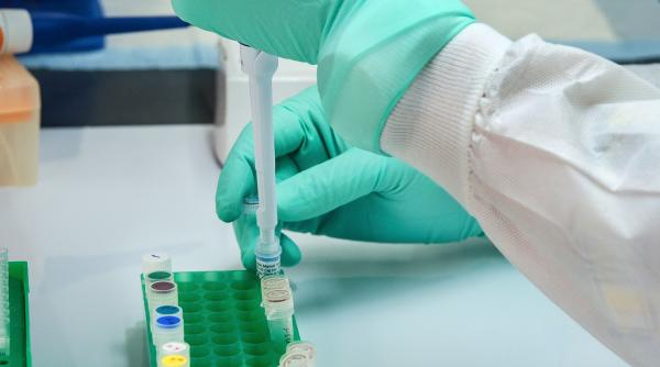 Infecții respiratorii. Roche lansează trei teste de diagnosticare