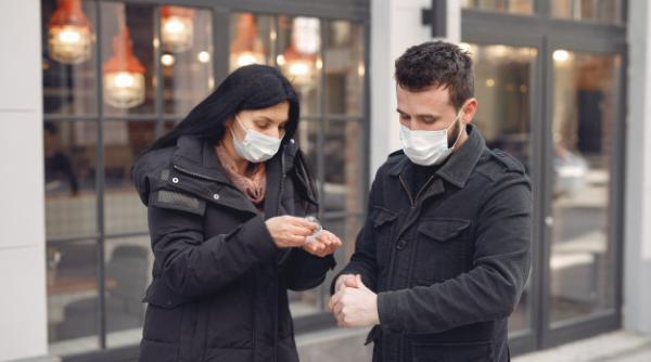 Rata de infectare în București a sărit de 4 la mie. Niciun pat nu mai e liber la ATI