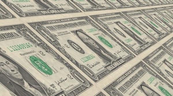 Criză în SUA: Mingea, în terenul deputaților americani 