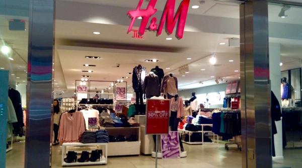 H&M a trecut cu bine de pandemie. Profitul, peste nivelul din 2019
