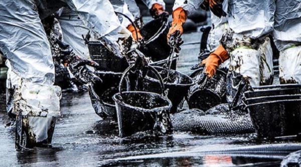 Marii producători de PETROL se reunesc pe fondul creșterii cotațiilor barilului de țiței