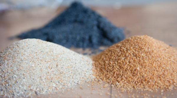 O nouă undă de șoc pe piețele mondiale: siliciul s-a scumpit cu 300%, iar industrii întregi sunt grav afectate